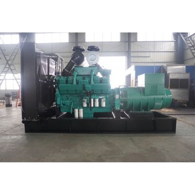 800kw重慶康明斯柴油發(fā)電機(jī)組-重慶康明斯12缸柴油機(jī)KTA38-G2A柴油發(fā)電機(jī)組,缸徑/行程：159/159mm,柴油發(fā)電機(jī)組水冷發(fā)動(dòng)機(jī)功率895KW,柴油發(fā)電機(jī)組配套馬拉松斯坦福發(fā)電機(jī)。廠價(jià)直銷(xiāo)歡迎選購(gòu)：13773399855。