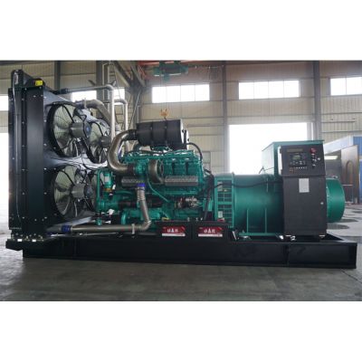 2200kw南通股份柴油發(fā)電機組-南通股份16缸柴油機NGC16V3290柴油發(fā)電機組,缸徑/行程：165/190mm,柴油發(fā)電機組水冷發(fā)動機功率2420KW,柴油發(fā)電機組配套馬拉松斯坦福發(fā)電機。廠價直銷歡迎選購：13773399855。